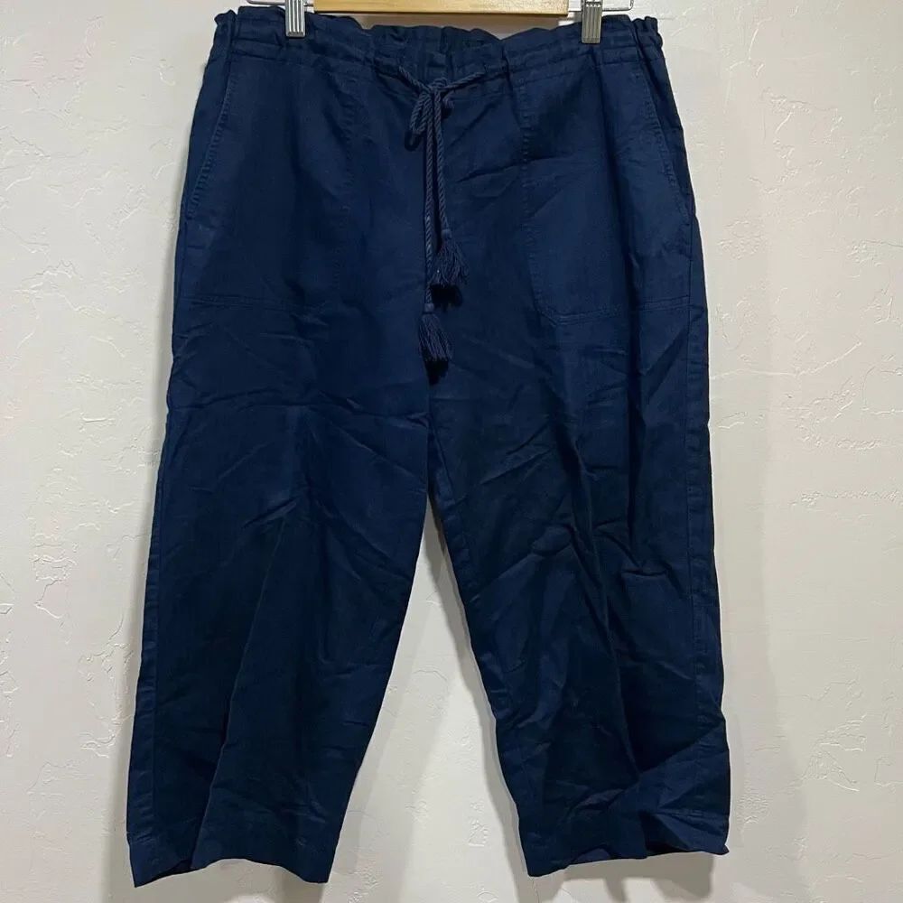 Navy Lauren by Ralph Lauren linen Capri’s